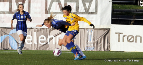 Tett duell i J19-finalen mellom Trondheims-Ørn og Stabæk, 2014. Foto: Andreas Kristoffer Berge