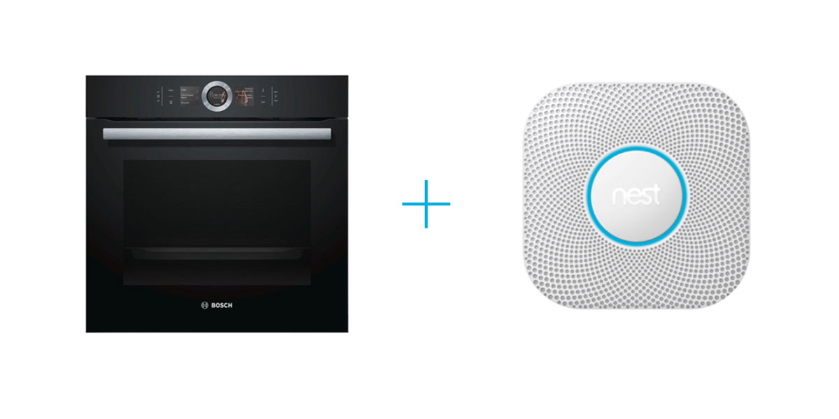 SNAKKER SAMMEN: Med en smart stekeovn fra Bosch og røykvarsleren Nest Protect kan du få beskjed via Home Connect-appen at ovnen er på. Løsningen lar deg også skru av ovnen inne i appen, uten å måtte dra hjem.