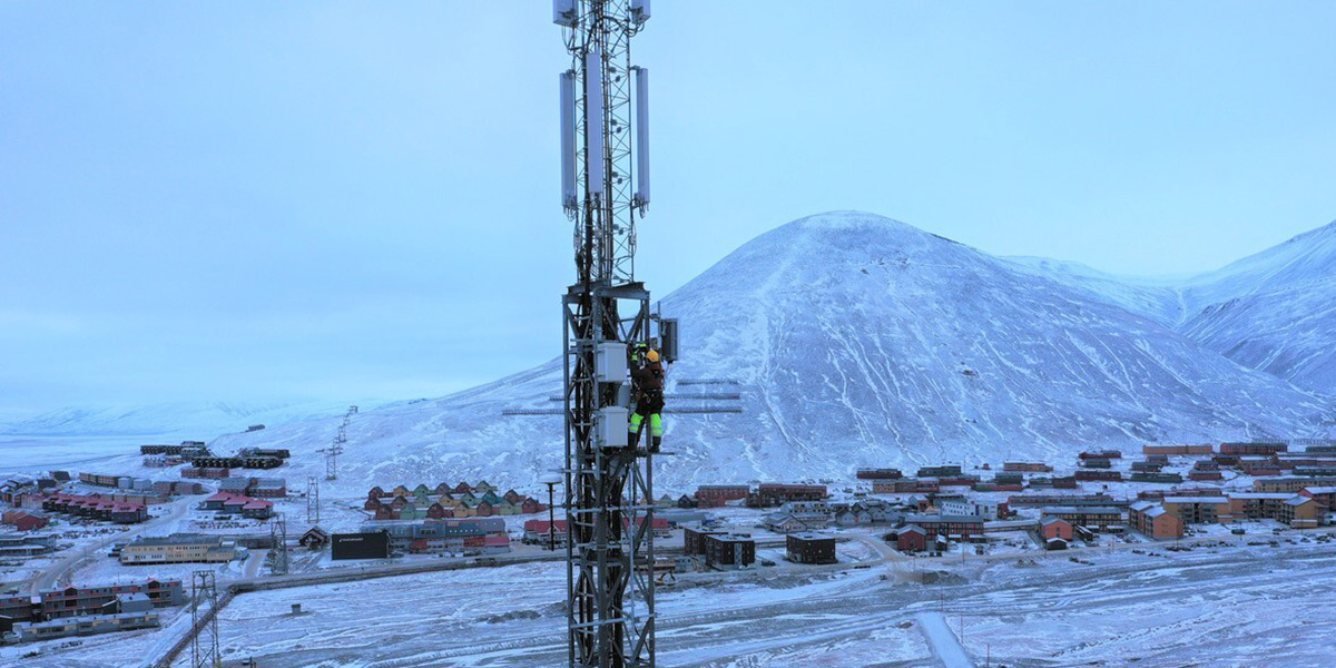 Basestasjon på Svalbard.