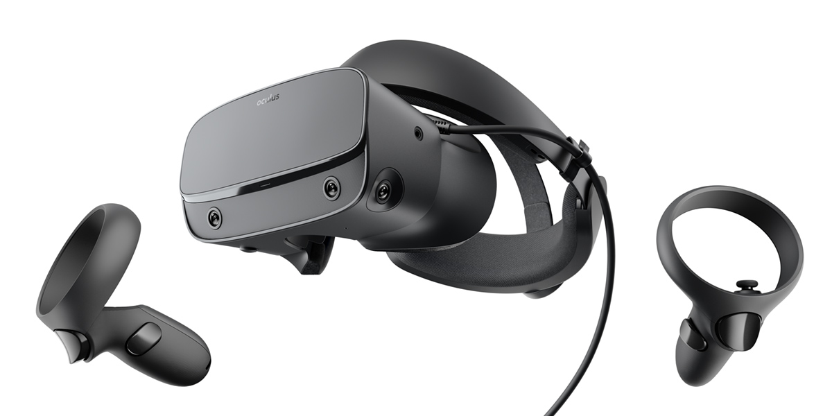Oculus Rift S kommer med to kontrollere som lar deg aktivere flere deler av sanseapparatet. Foto: Oculus