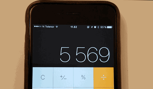 Slett tall i iPhone-kalkulatoren med et sveip